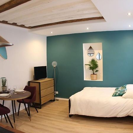 Charmant Studio Quartier Saint Louis A Версал Екстериор снимка