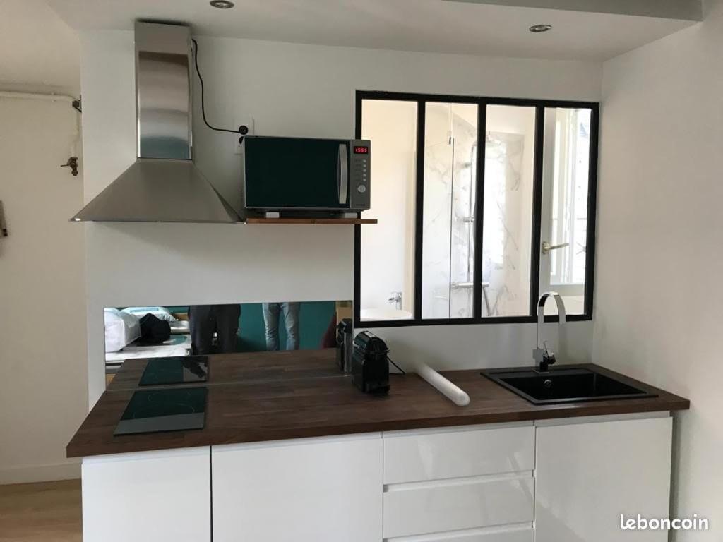 Charmant Studio Quartier Saint Louis A Версал Екстериор снимка